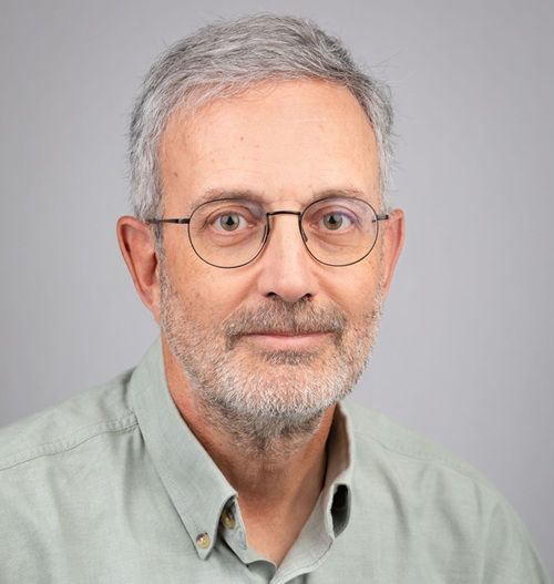 Phil Rosenthal 2025 rsz.jpg